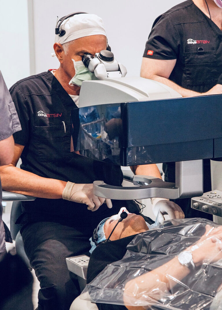 Dr Rick Wolfe examining a patient's eyes