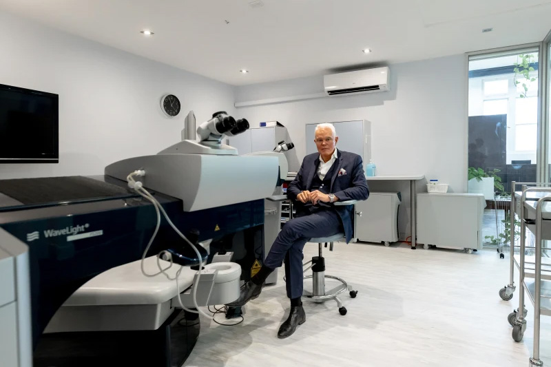 Clinic-Gallery-4-Rick-Wolfe-Vista-Eyes-Elsternwick
